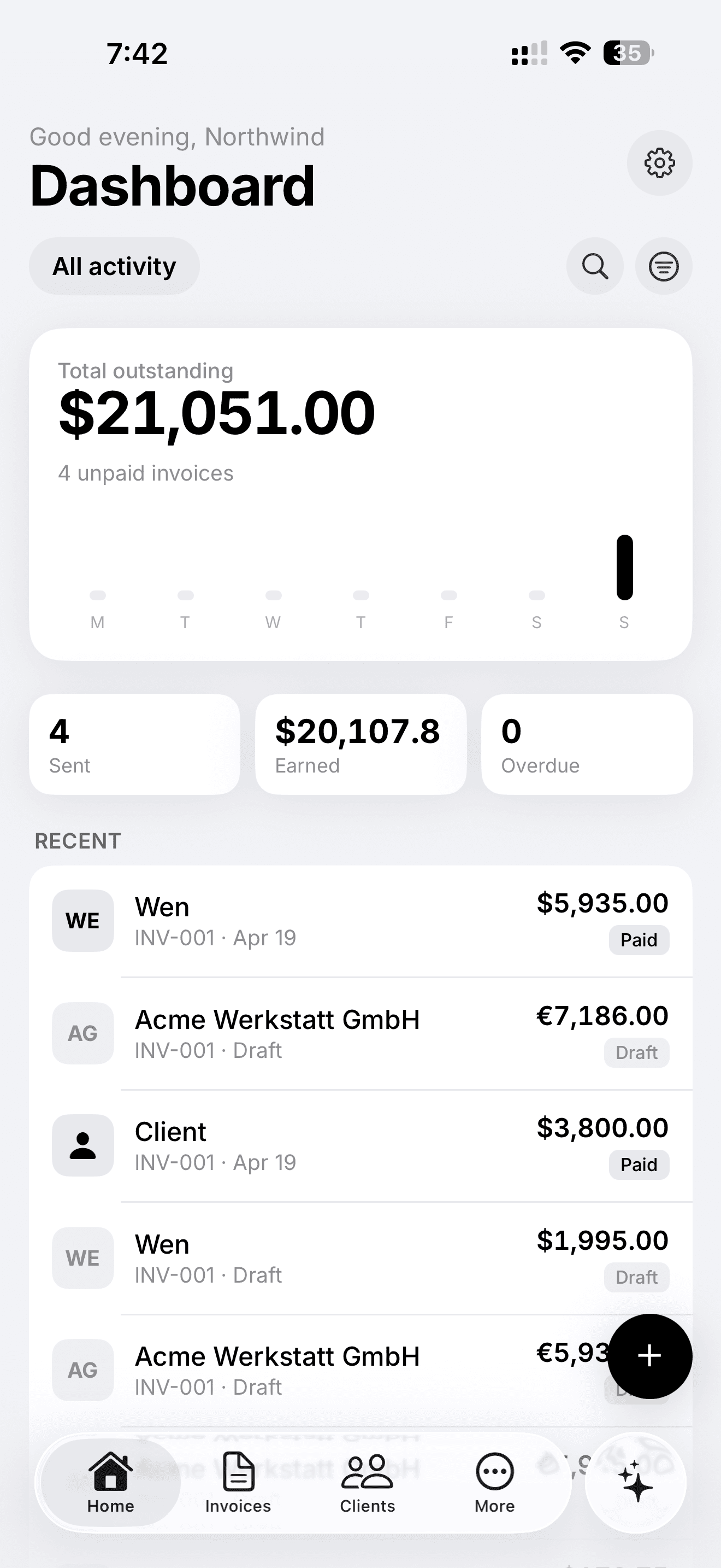 Invoicely dashboard with balance and recent invoices