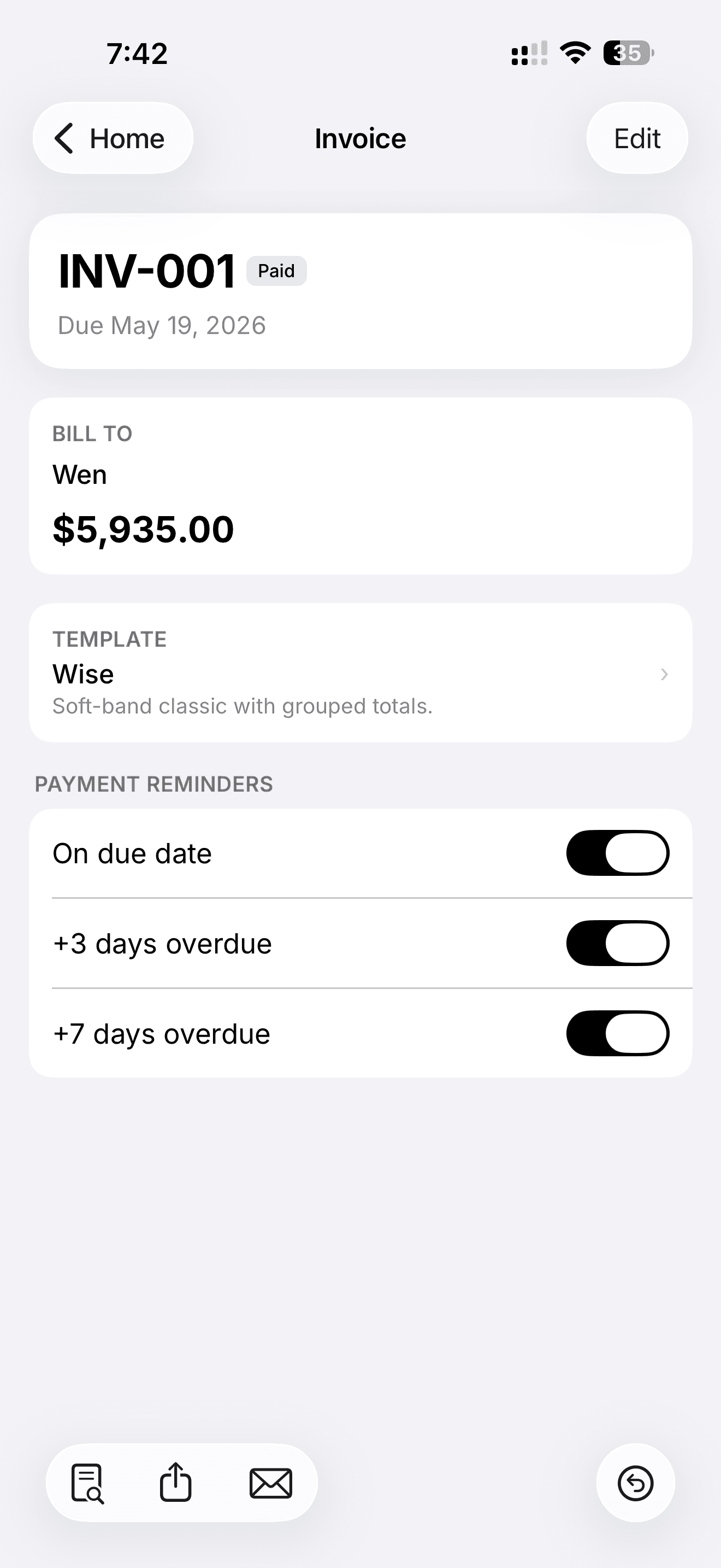 Invoice editor in Invoicely